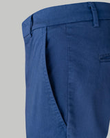 Pantalone chino in gabardina di cotone medio blu reale slim fit