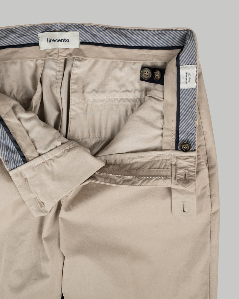 Pantalone chino in popeline di cotone leggero beige ecrù slim fit