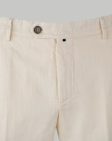 Pantalone chino in cotone piquet medio bianco panna slim fit