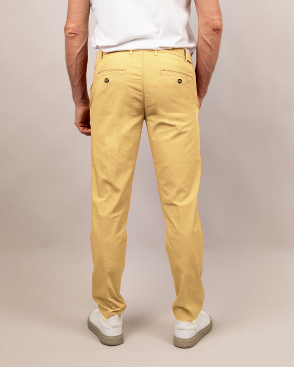 Pantalone chino in popeline di cotone leggero beige cammello slim fit