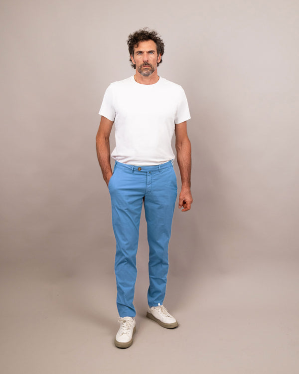 Pantalone chino in popeline di cotone leggero blu avio slim fit