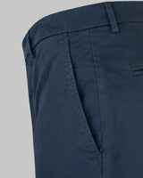 Pantalone chino in gabardina di cotone pesante blu scuro slim fit