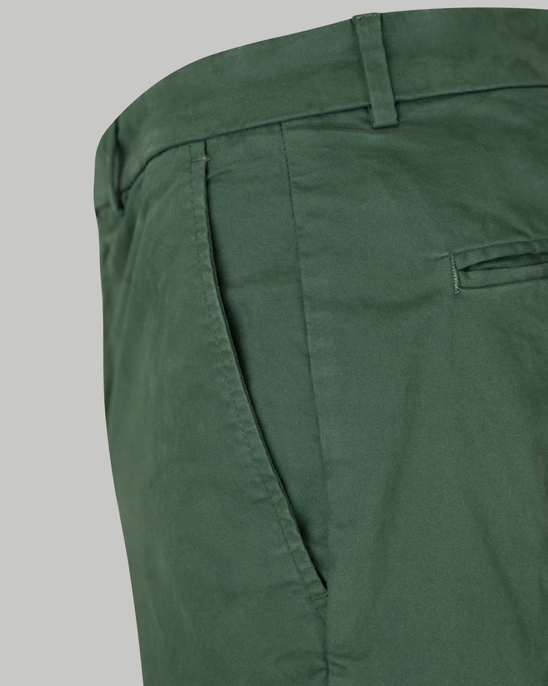 Pantalone chino in gabardina di cotone pesante verde foresta slim fit