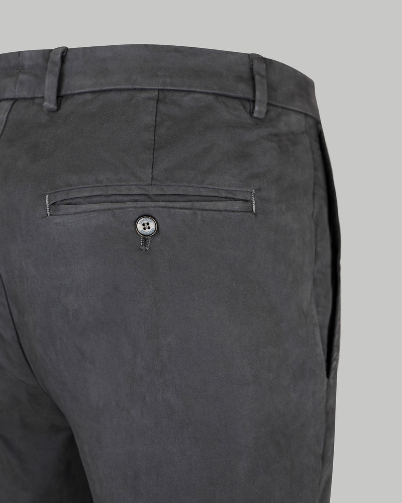 Pantalone chino in gabardina di cotone pesante grigio scuro slim fit