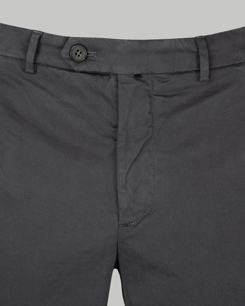 Pantalone chino in gabardina di cotone pesante grigio scuro slim fit