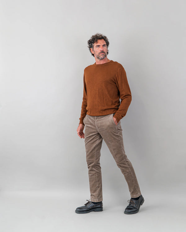 Pantalone chino in velluto pesante a costa larga francese beige marrone fango slim fit