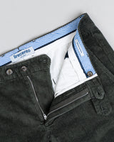 Pantalone chino in velluto pesante a costa larga francese verde muschio slim fit