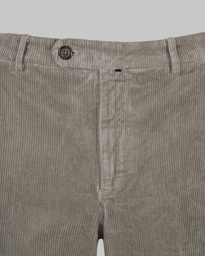 Pantalone chino in velluto di cotone pesante a costa larga francese grigio tortora slim fit