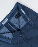 Pantalone chino in gabardina di cotone pesante blu notte slim fit