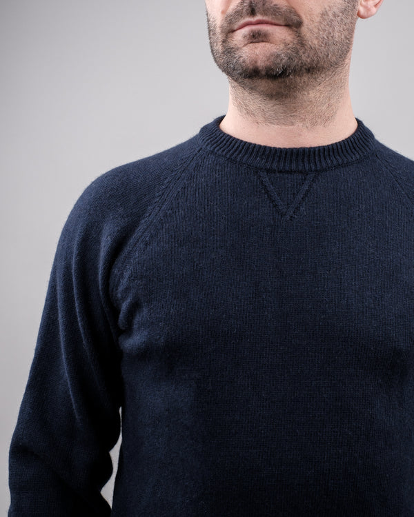 Maglia girocollo in misto lana e cashmere blu