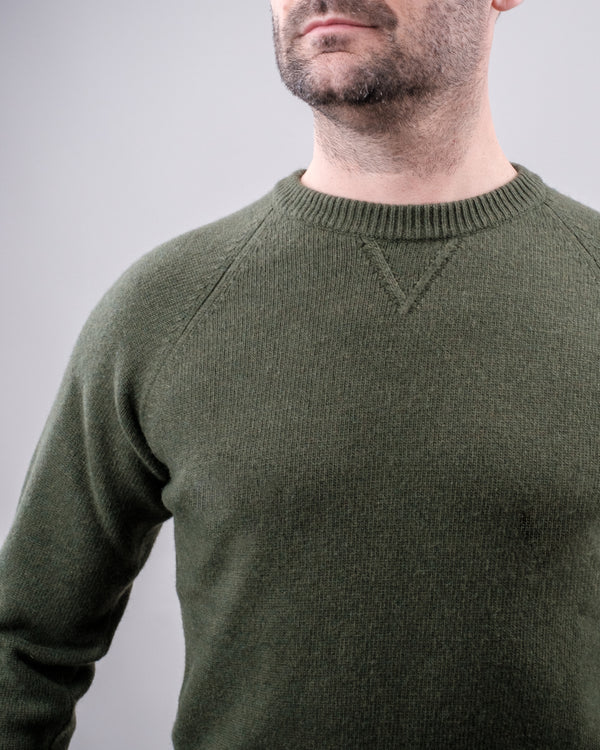 Maglia girocollo in misto lana e cashmere verde militare