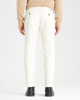 Pantalone chino con risvolto in velluto a costa larga francese pesante bianco panna regular fit