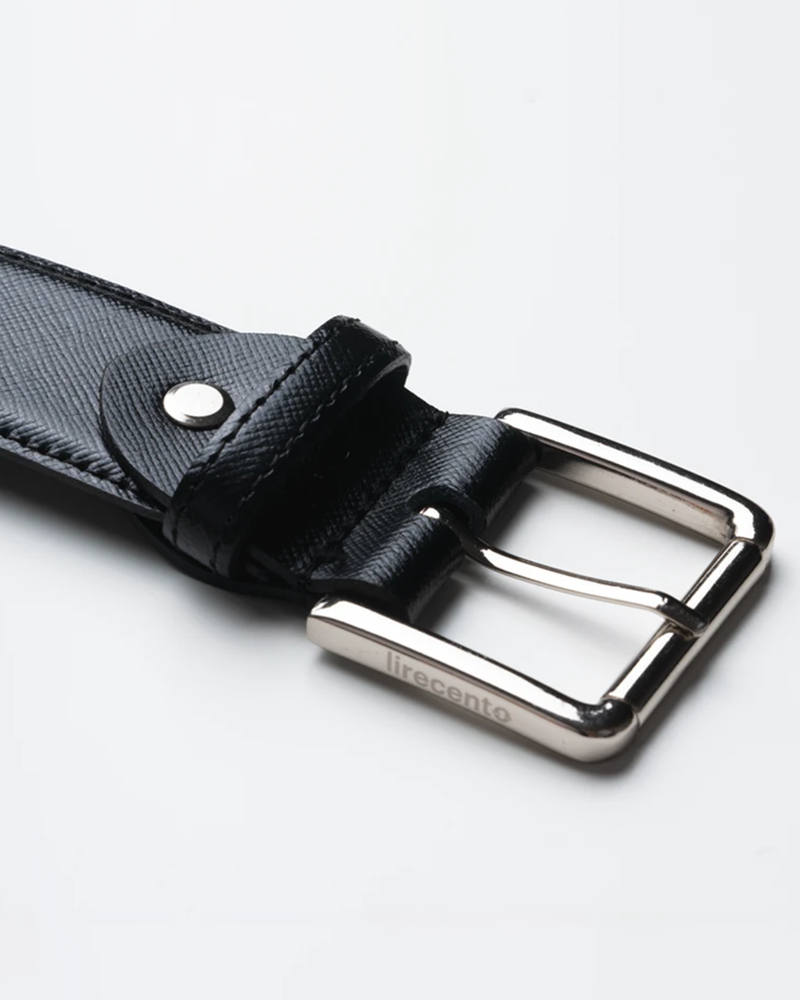 Cintura in pelle di vitello saffiano nero