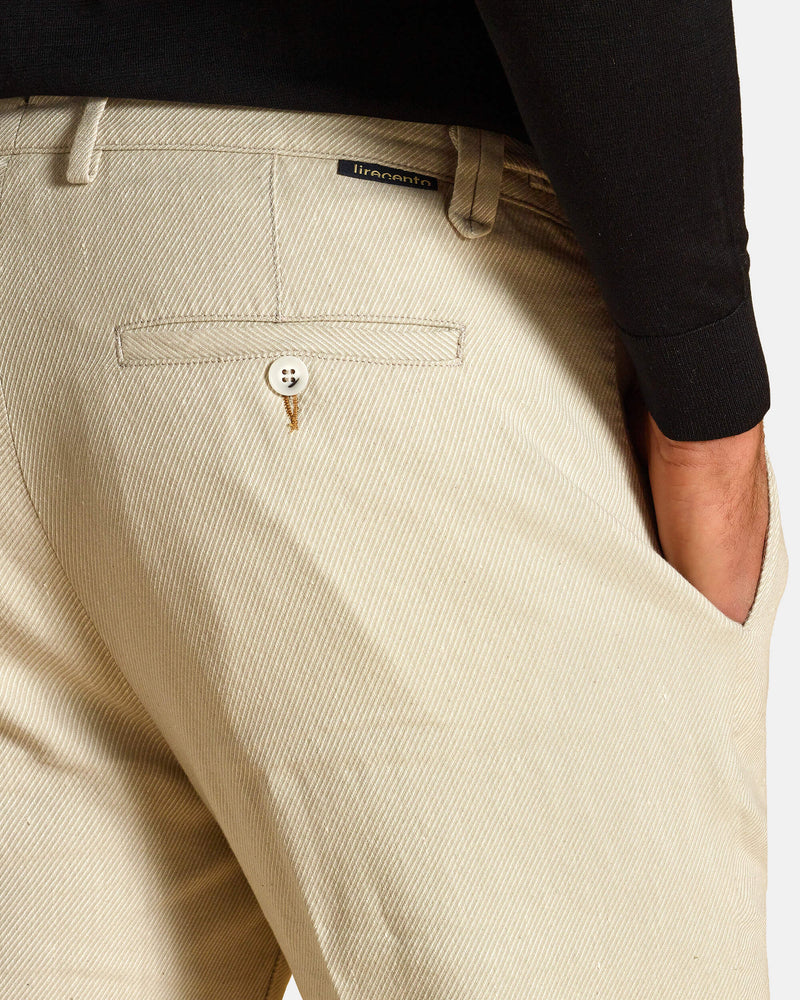 Pantalone chino con pince e risvolto in lino e cotone medio beige bianco crema regular fit