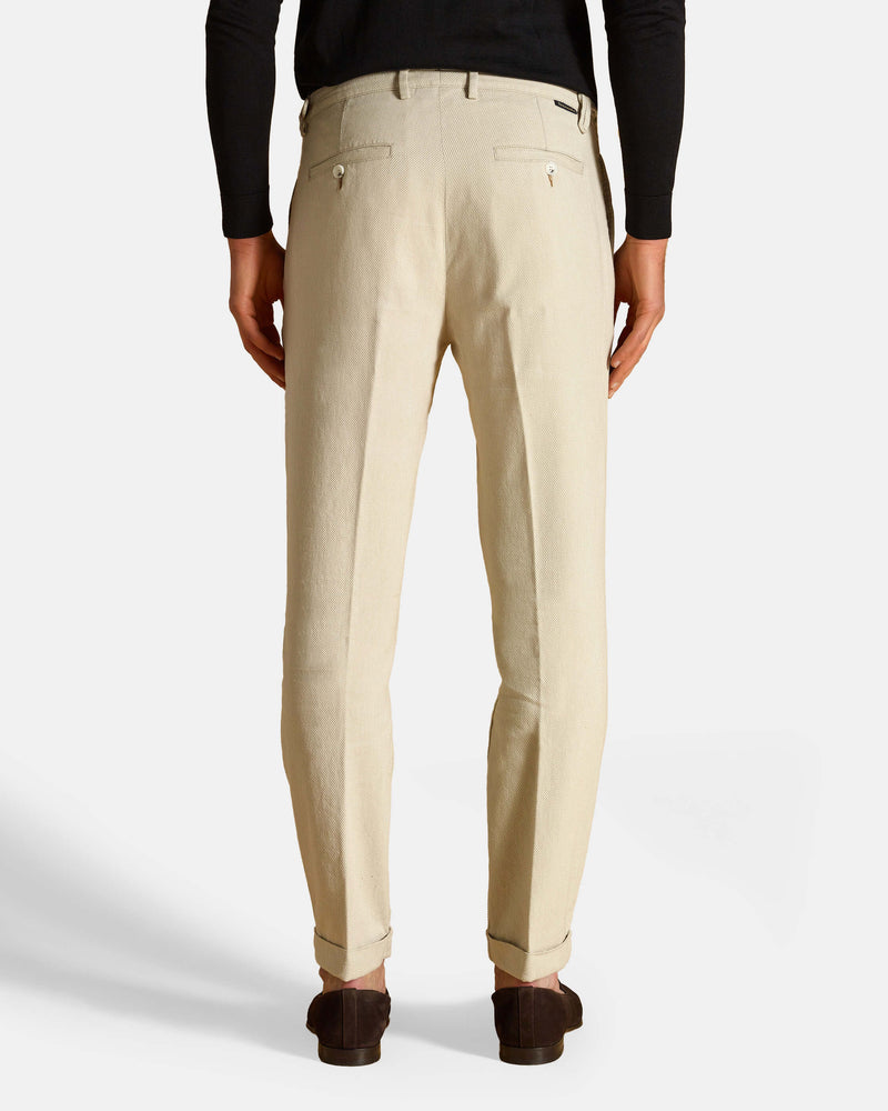 Pantalone chino con pince e risvolto in lino e cotone medio beige bianco crema regular fit