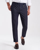 Pantalone chino con pince e risvolto jeans in denim di lino e cotone leggero blu indaco regular fit