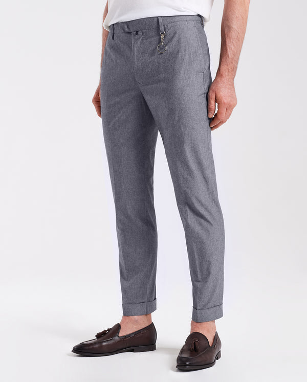 Pantalone chino con risvolto in cotone leggero grigio medio regular fit