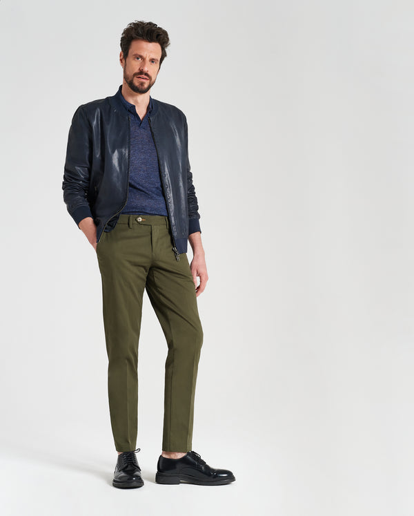 Pantalone chino in gabardina di cotone medio verde oliva slim fit